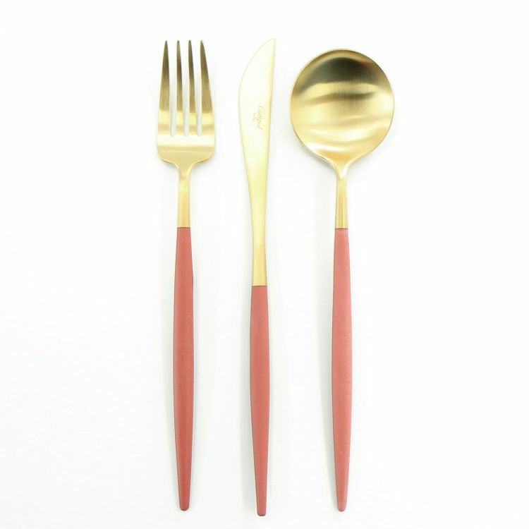 クチポール（Cutipol） GOA/ゴア レッドマットゴールド ディナー3点セット（ディナーナイフ・ディナーフォーク・ディナースプーン） [ネコポス対応可(6セットまで)]