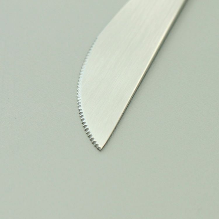 クチポール（Cutipol） GOA/ゴア ホワイト ディナーナイフ/テーブルナイフ GO03W [ネコポス対応可(18点まで)]