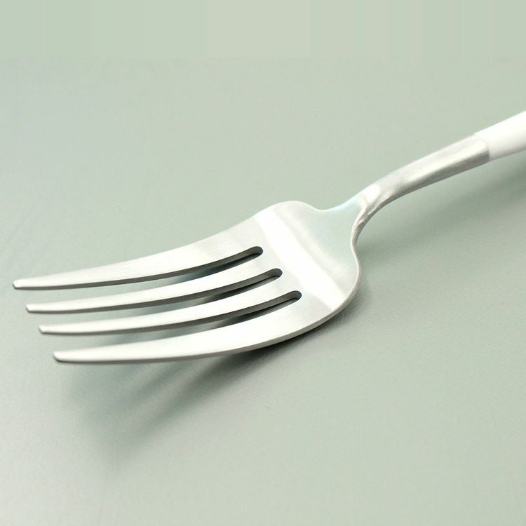 クチポール（Cutipol） GOA/ゴア ホワイト ディナーフォーク/テーブルフォーク GO04W [ネコポス対応可(18点まで)]