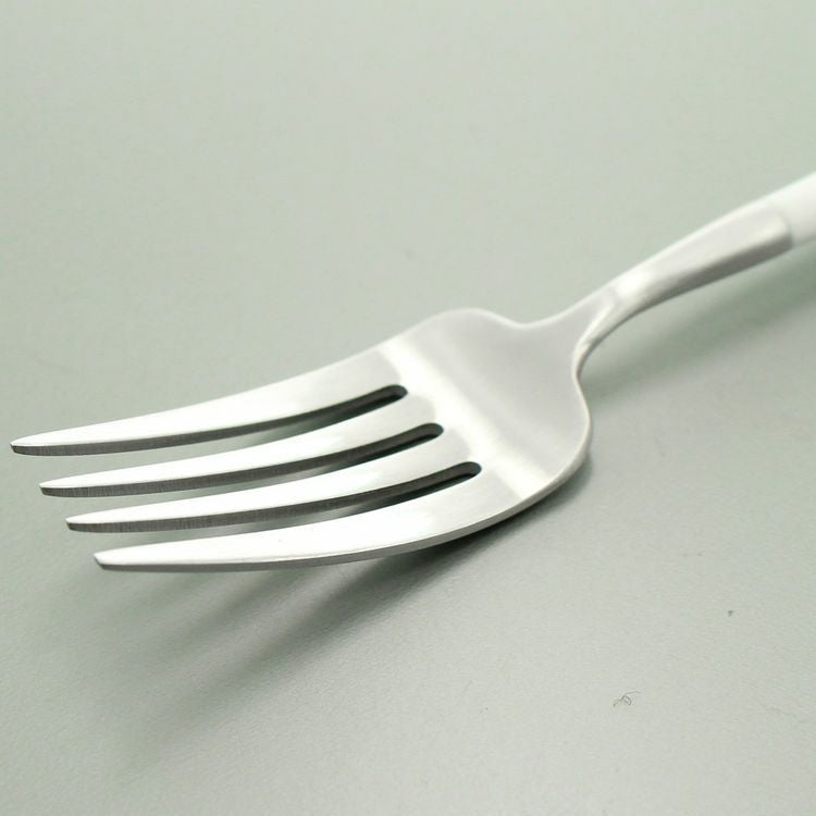 クチポール（Cutipol） GOA/ゴア ホワイト デザートフォーク GO07W [ネコポス対応可(18点まで)]
