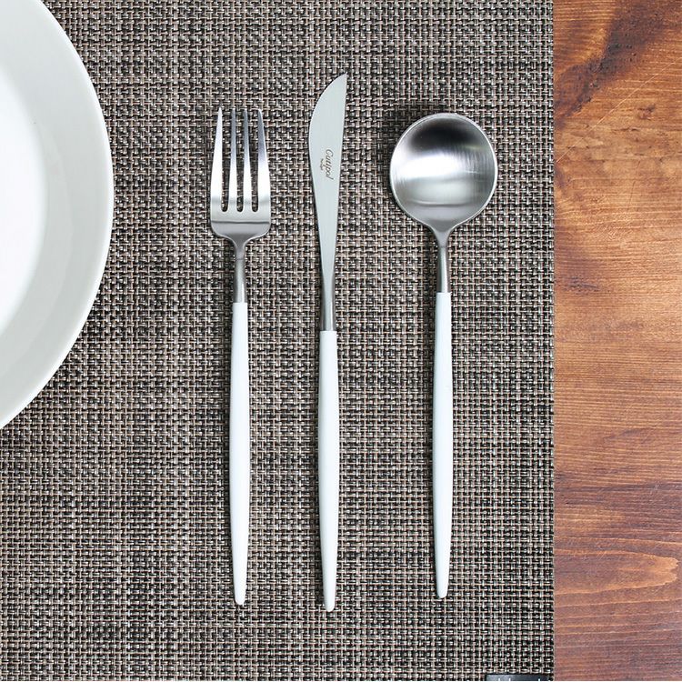 クチポール（Cutipol） GOA/ゴア ホワイト デザート3点セット（デザートナイフ・デザートフォーク・デザートスプーン） [ネコポス対応可(6セットまで)]