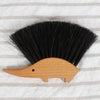レデッカー（REDECKER） はりねずみのテーブルブラシ(馬毛) 11.5 x 14 cm