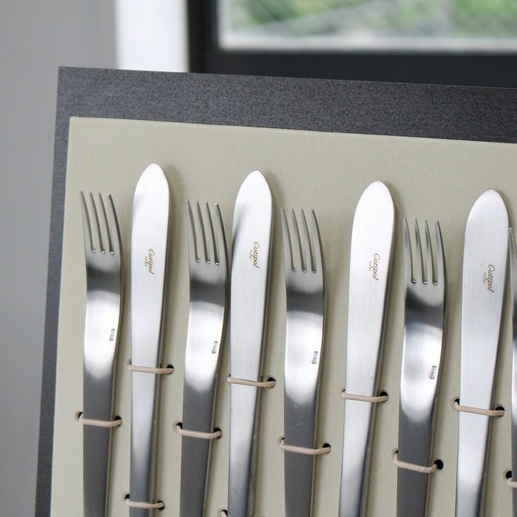 クチポール（Cutipol） VARIO MATT/ムーンマット ディナー24点セット （ディナーナイフ・ディナーフォーク・ディナースプーン・コーヒー/ティースプーン） 収納木箱入り(ギフトボックス)