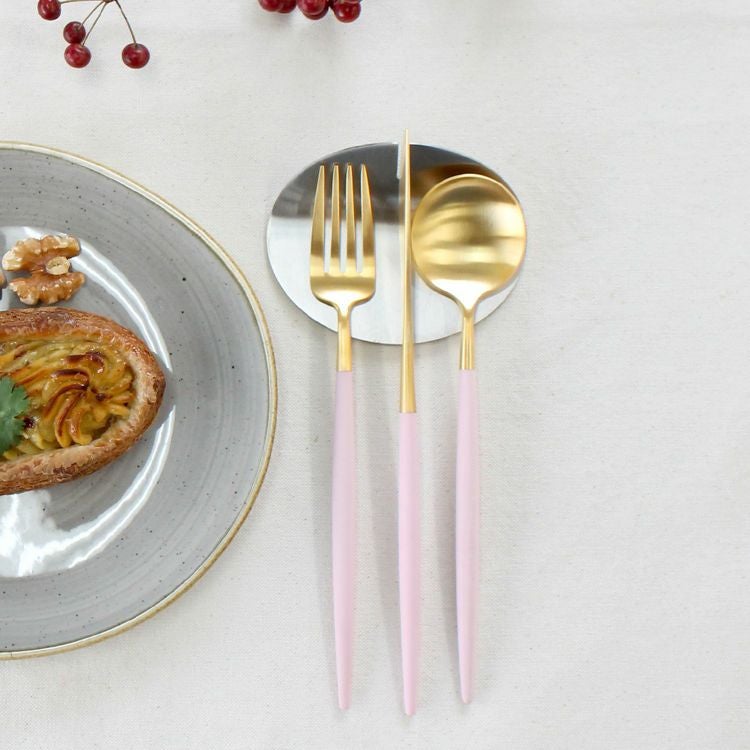 ＜4点セット＞クチポール（Cutipol） GOA/ゴア ピンクマットゴールド デザート3点＆カトラリーレスト1点 [ネコポス対応可(4セットまで)]