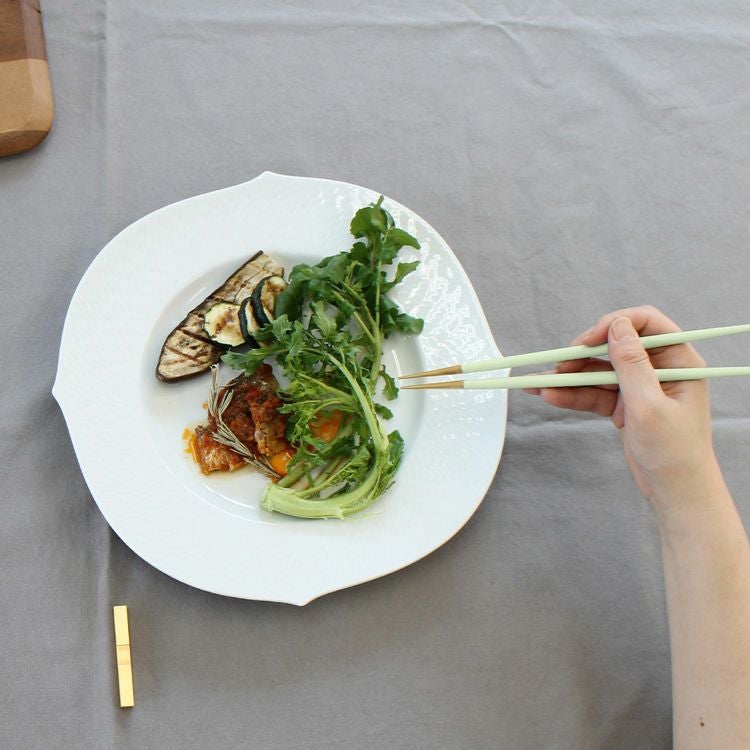 クチポール（Cutipol） ゴア/GOA セラドンマットゴールド 箸 + 箸置きセット [ネコポス対応可(15セットまで)]