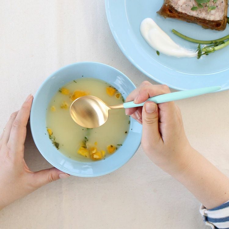 クチポール（Cutipol） ゴア/GOA ターコイズマットゴールド ディナースプーン [ネコポス対応可(18点まで)]