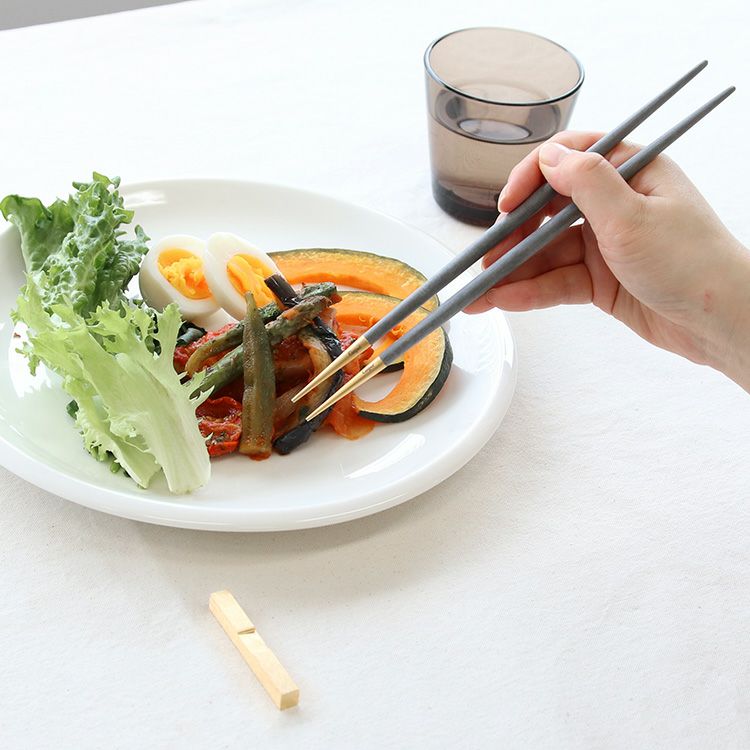 クチポール（Cutipol） ゴア/GOA グレーマットゴールド 箸 + 箸置きセット [ネコポス対応可(15セットまで)]