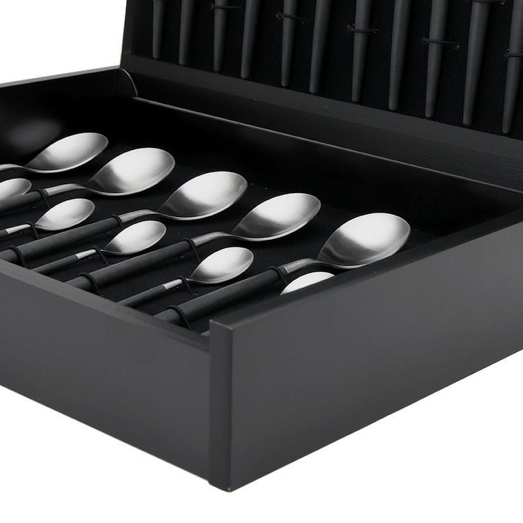 クチポール（Cutipol） ミオ/MIO ブラック ディナー24点セット