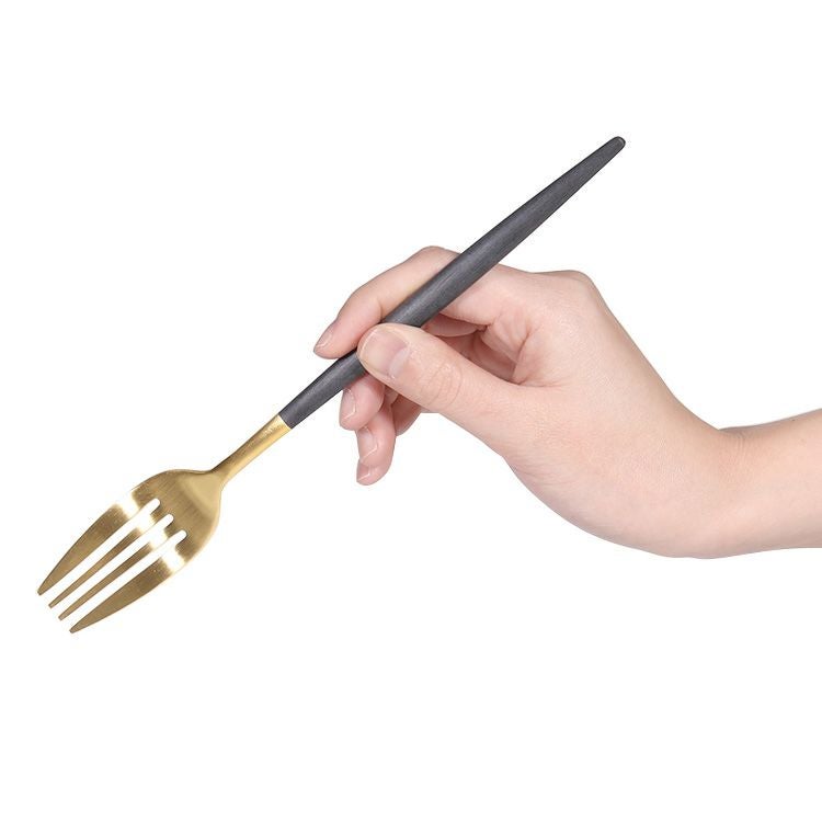 クチポール（Cutipol） ミオ/MIO ブラックマットゴールド ディナーフォーク [ネコポス対応可(18点まで)]