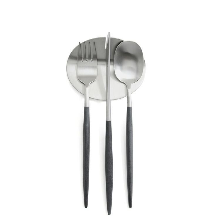 クチポール（Cutipol） ナウ/NAU ブラック デザート3点＆カトラリーレスト1点 [ネコポス対応可(4セットまで)]