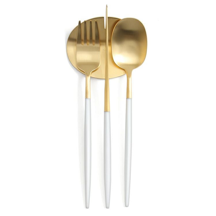 クチポール（Cutipol） ナウ/NAU ホワイトマットゴールド ディナー3点＆カトラリーレスト1点 [ネコポス対応可(4セットまで)]
