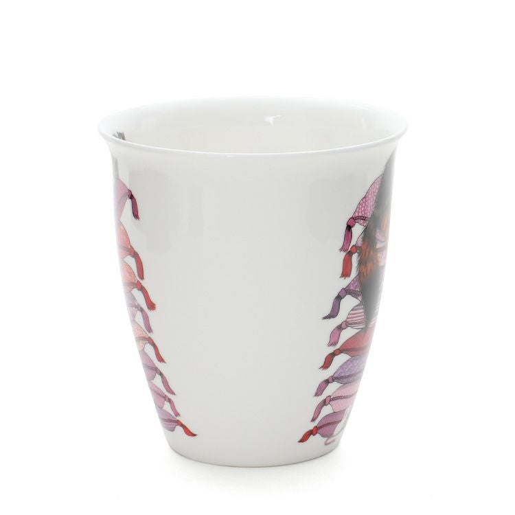 ダヌーン（Dunoon） マグカップ NEVIS ピンクの布団でお昼寝