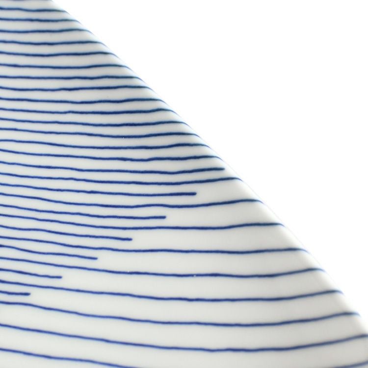 白山陶器 重ね縞 反角多様皿 21cm ホワイト/ブルー