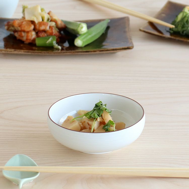 白山陶器 白磁千段 小鉢 12cm | soluno