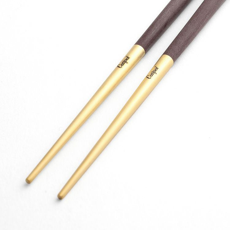 クチポール（Cutipol） クーベ/KUBE ブラウンマットゴールド 箸 + 箸置きセット