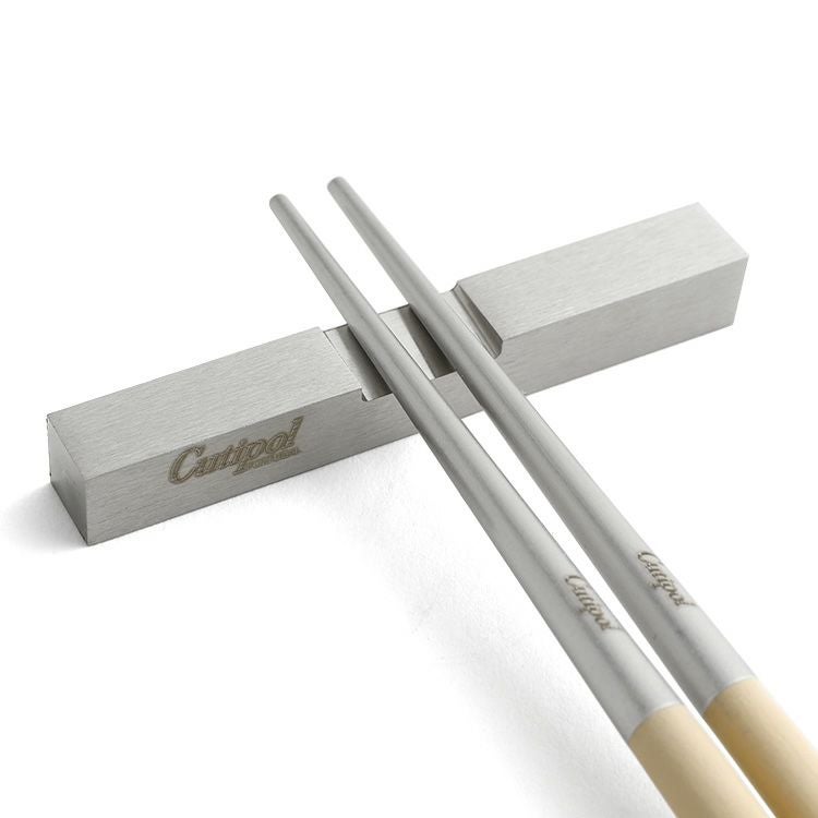 クチポール（Cutipol） クーベ/KUBE アイボリー 箸 + 箸置きセット