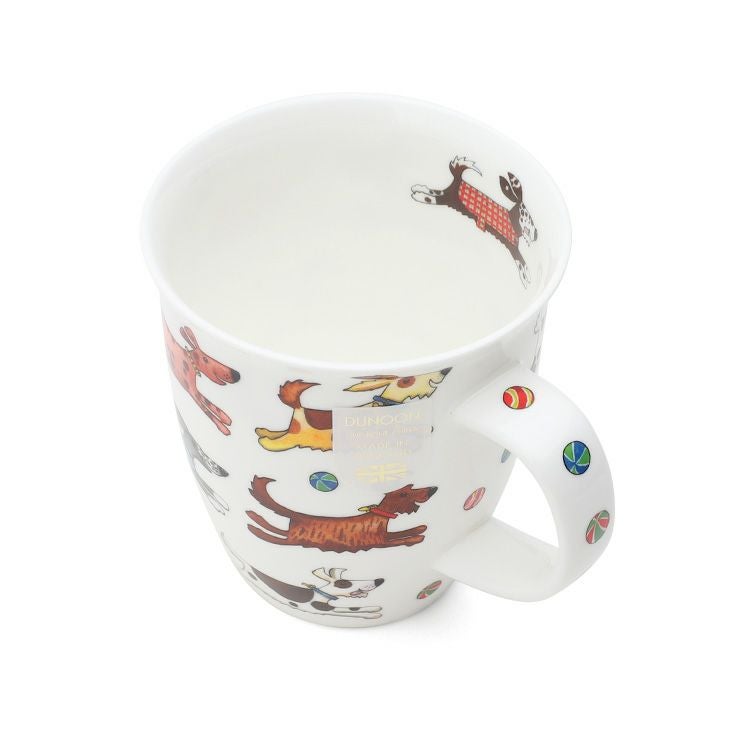 ダヌーン（Dunoon） マグカップ NEVIS 走るんだワン