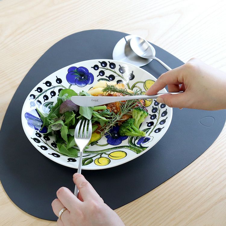 クチポール（Cutipol） スイ/SUI シルバー デザート8点セット 化粧箱付